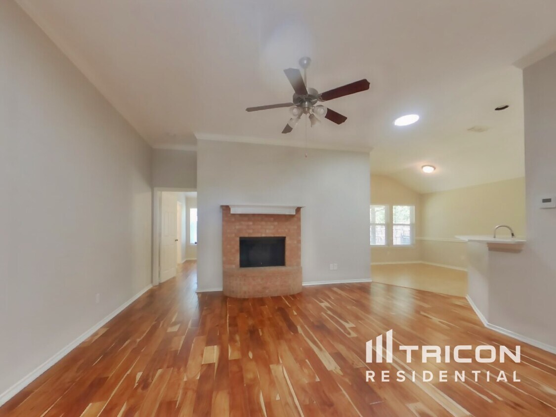 Foto principal - 3341 Brooke St