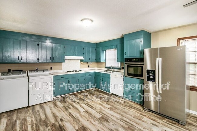 Building Photo - 3001 Green Grove Cir NE