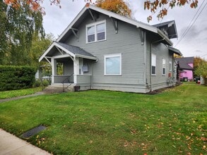 Building Photo - 2323 J St