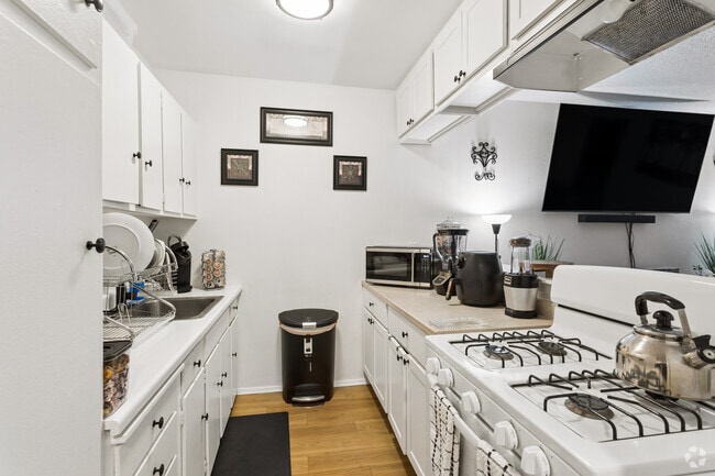 1 dormitorio, 1 baño - 650 pies cuadrados - Cocina - Pearson