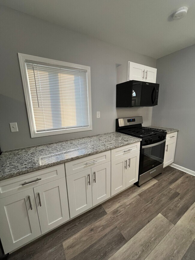 Foto del edificio - 4744 Delaware St