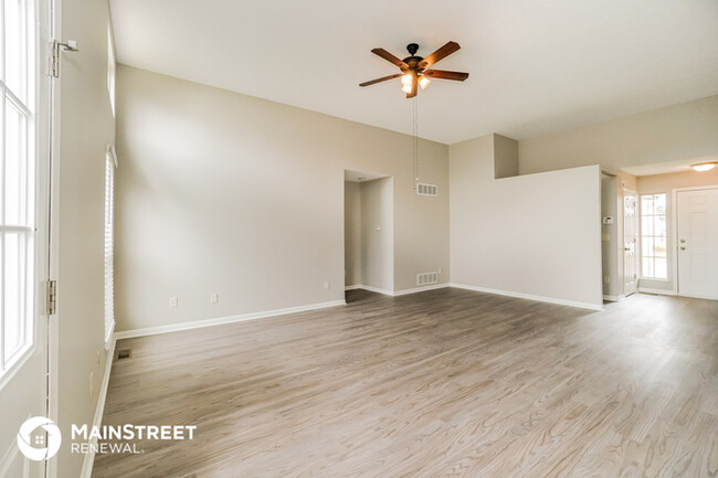 Building Photo - 3563 Knoll Run Rd