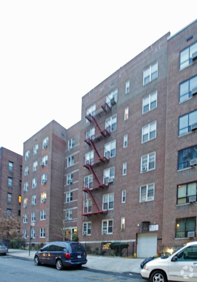 Building Photo - 4-10 Bogardus Pl