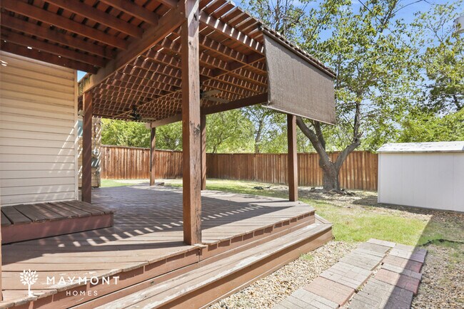 Foto del edificio - Inviting 3-Bedroom Irving Home