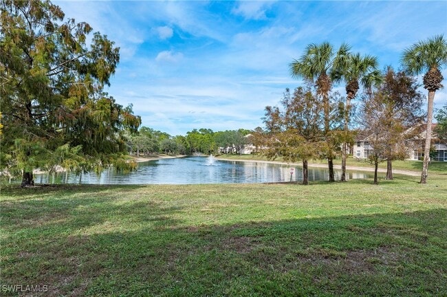 Foto del edificio - 465 Robin Hood Cir