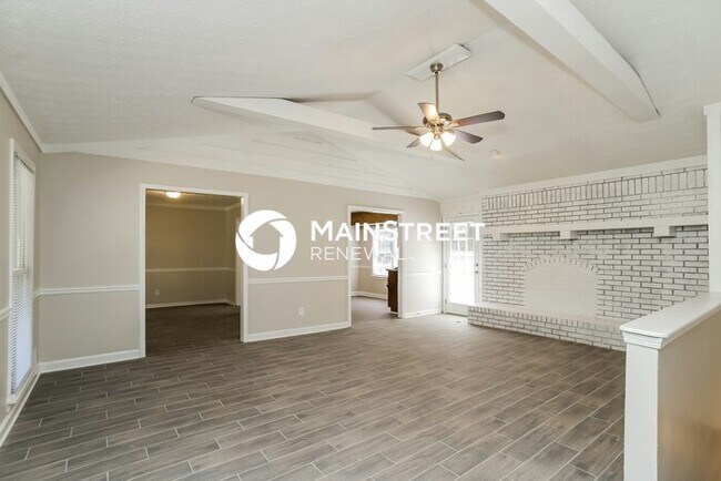 Building Photo - 3 Bedroom Pet-Friendly Home in Woodstock, GA with Main Street Renewal