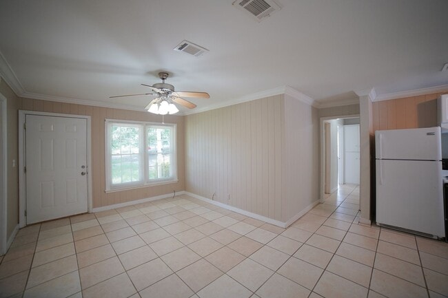 Building Photo - 3424 Orlando Dr
