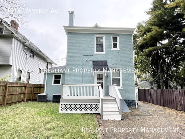 Building Photo - 1914 Waverly Ave
