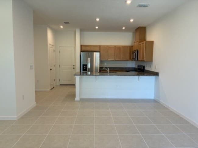 Building Photo - BRAND NEW 3 bedroom 2.5 bath with LOFT