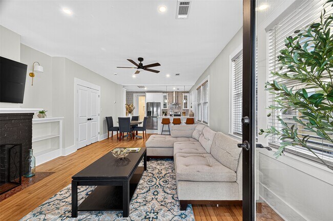 Foto del edificio - 1924 Harold St