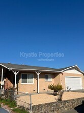 Building Photo - 126 Violet Dr