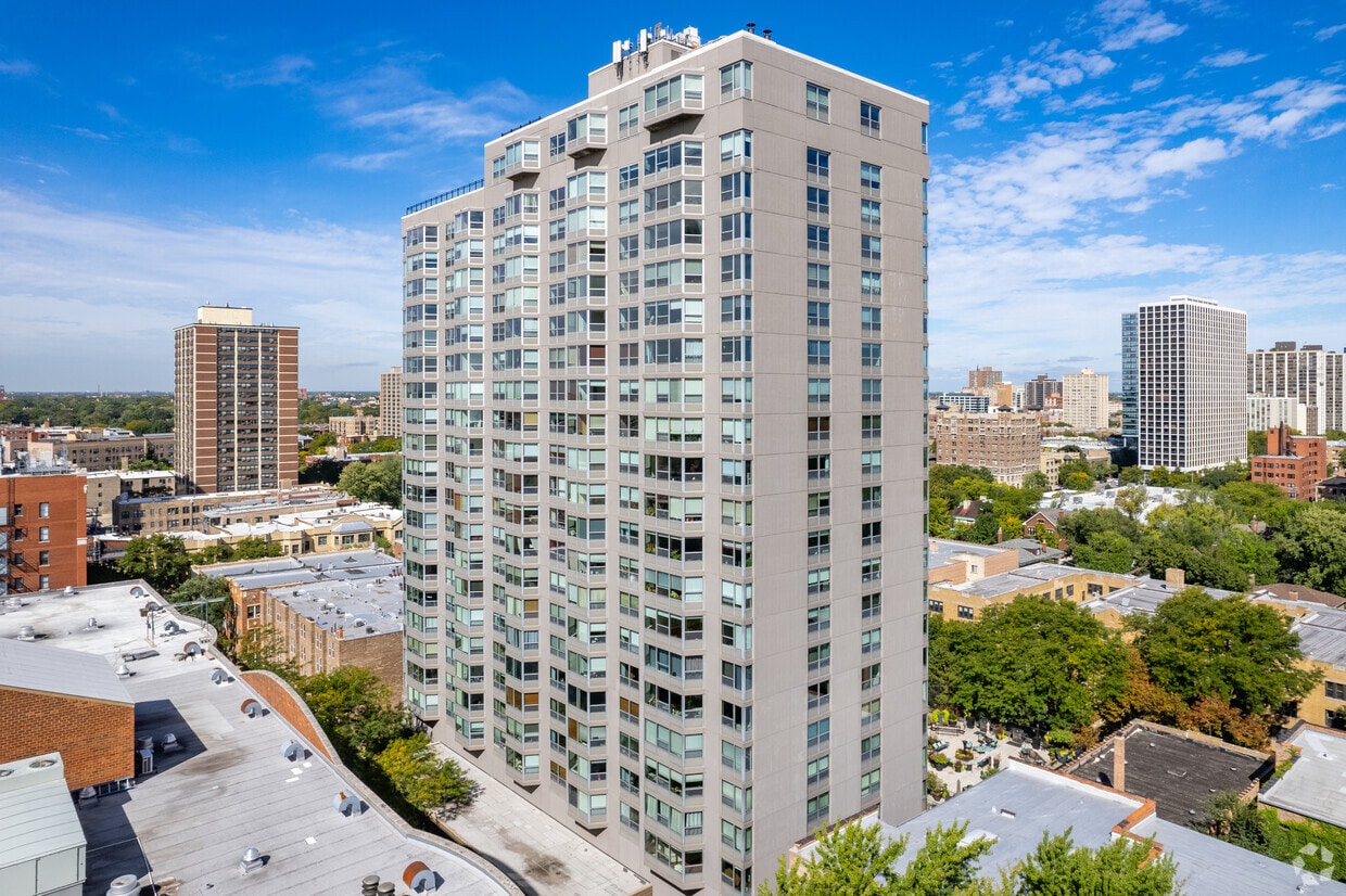 Primary Photo - 720 W Gordon Terrace