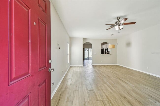 Building Photo - 16227 Swan View Cir