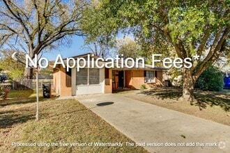 Building Photo - 3325 Sidney Dr
