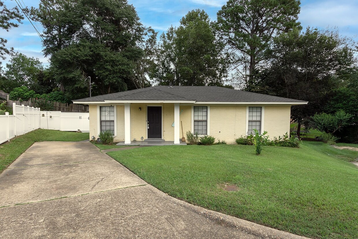 Foto principal - Home for rent in Prattville