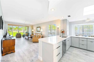 Building Photo - 651 Wiggins Lake Dr