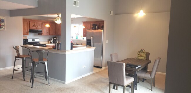 Building Photo - 6525 173rd Pl