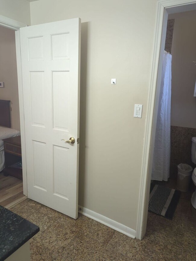 Foto del edificio - Bendel Gardens Apartment