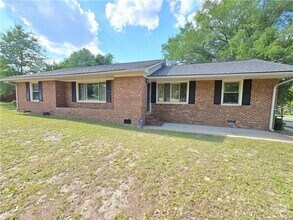 Building Photo - 2512 Cumberland Rd