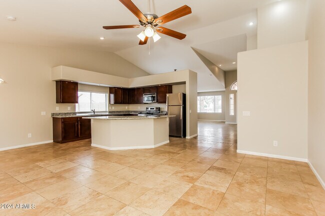 Foto del edificio - 11421 W Emerald Ln
