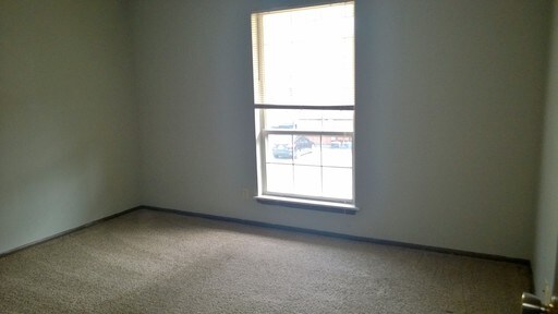 Building Photo - 1421 Sunset Ridge Dr