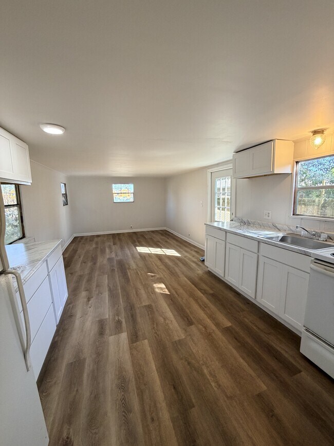 Foto del edificio - 4069 Vern St