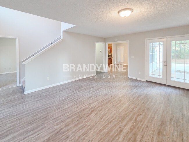 Building Photo - 153 Brasch Park Dr