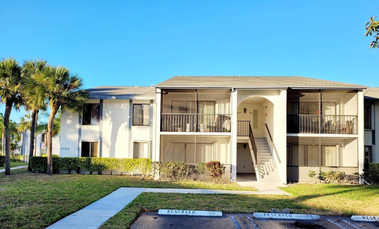 Primary Photo - 1003 Green Pine Blvd