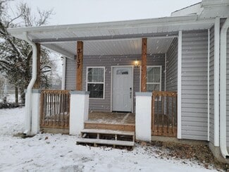 Building Photo - 3137 Ashland Ave