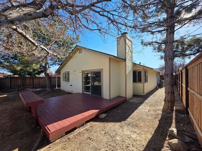Foto del edificio - Extensively Renovated 3-Bedroom Home in Desirable Northwest Reno