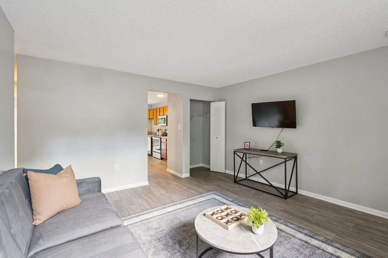 Foto principal - 1950 Kenridge Pkwy