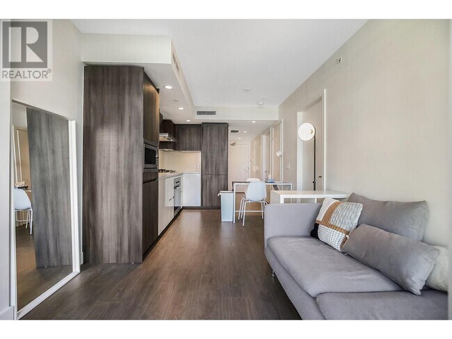 Photo du bâtiment - 8133-8133 Cook Rd