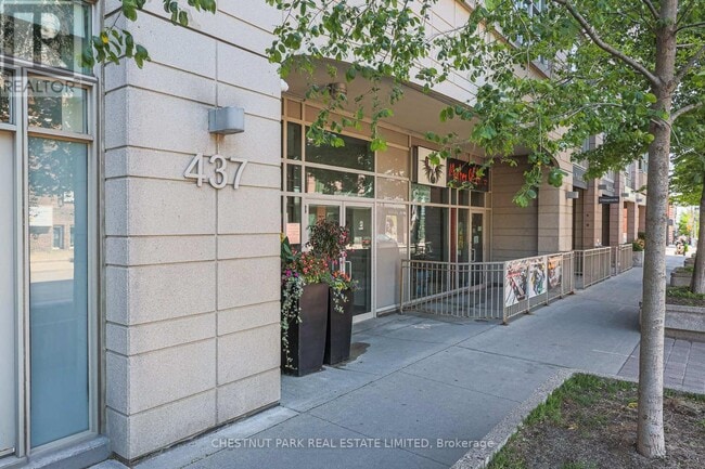 Building Photo - 437-437 Roncesvalles Ave