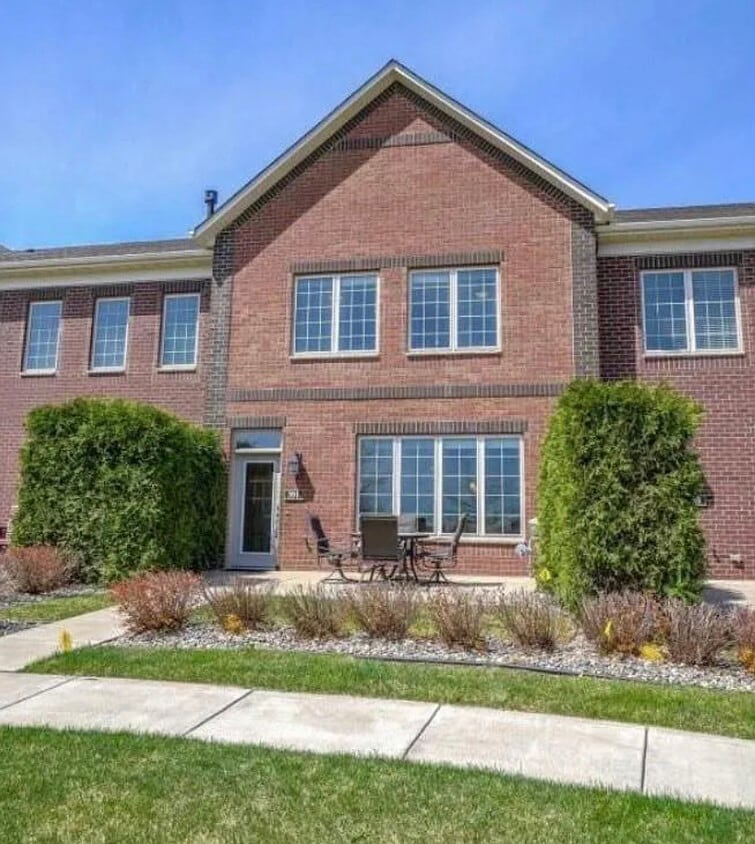 391 Valley Commons, Hudson, WI 54016 Townhome Rentals in Hudson WI