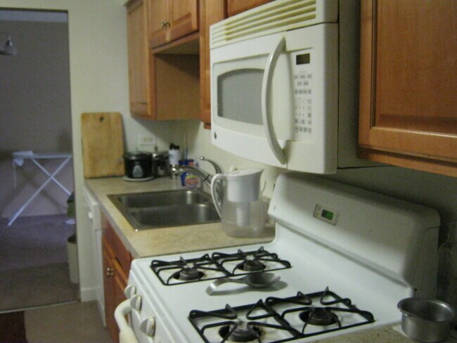 Foto del edificio - 9205 Potter Rd