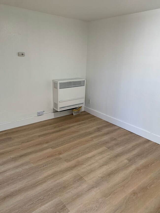 Foto del edificio - 1516 Campbell St