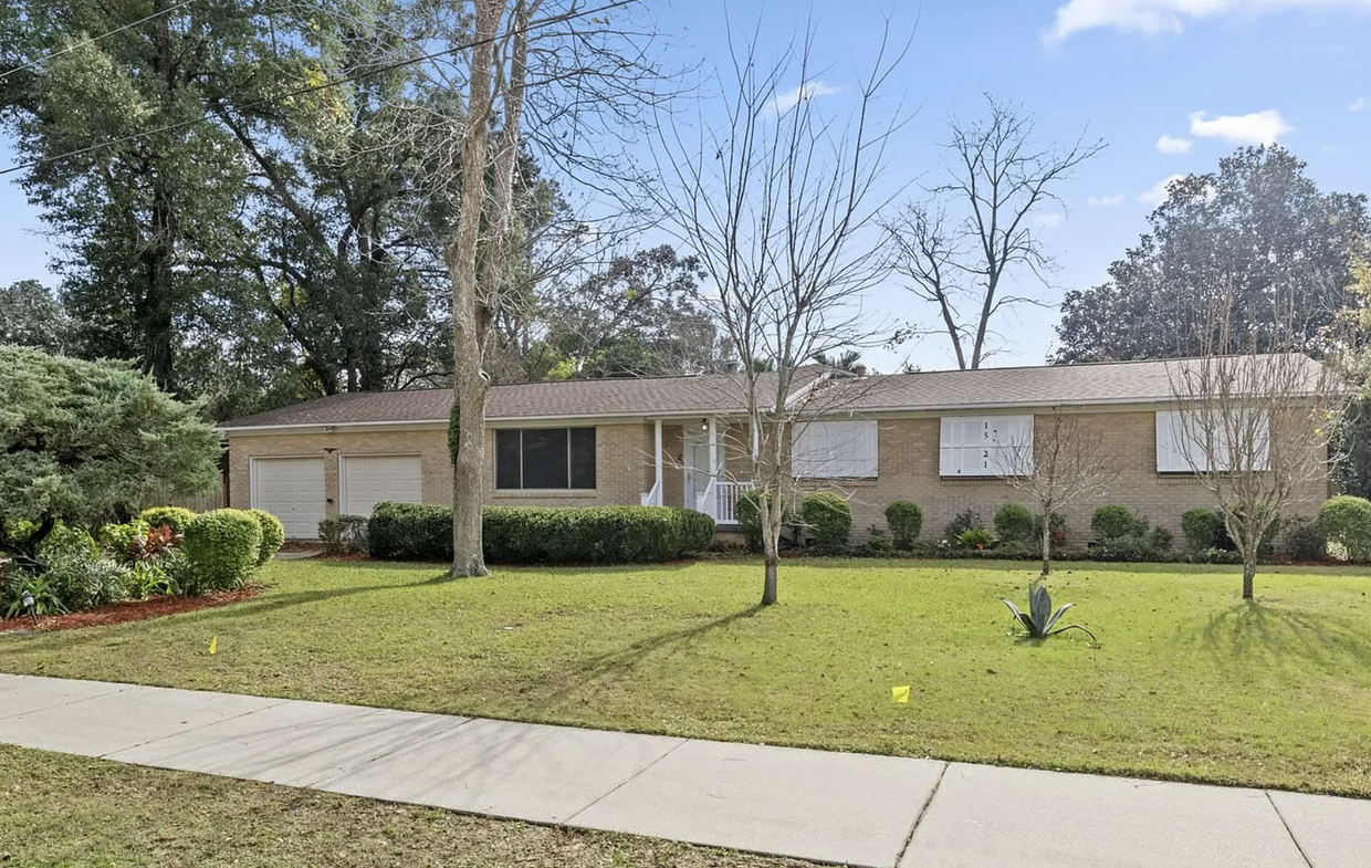 Primary Photo - 1521 Toni St