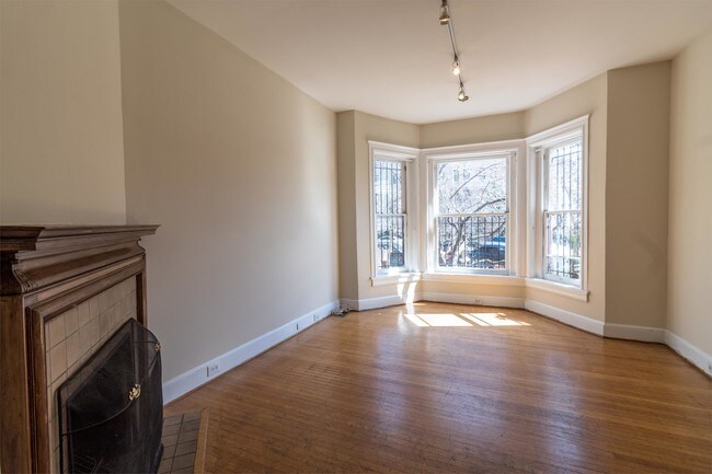 Building Photo - 2026 16th St NW