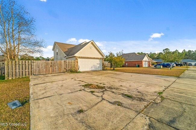 Building Photo - 4BR D’Iberville Home with Main-Level Primary Suite & New HVAC