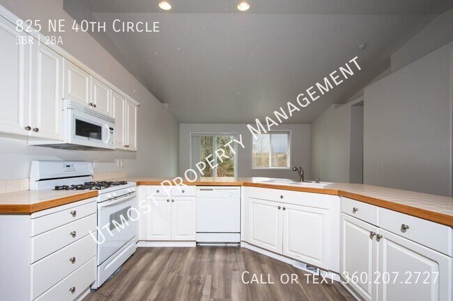 Foto del edificio - Charming 3BD Near Lacamas Lake in Camas