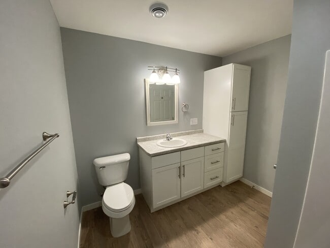 Building Photo - 23033 County 9