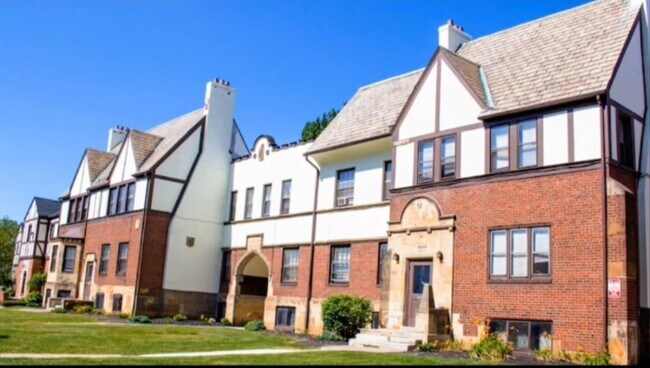 Tudor Manor Apartments - 2871 Hampton Rd