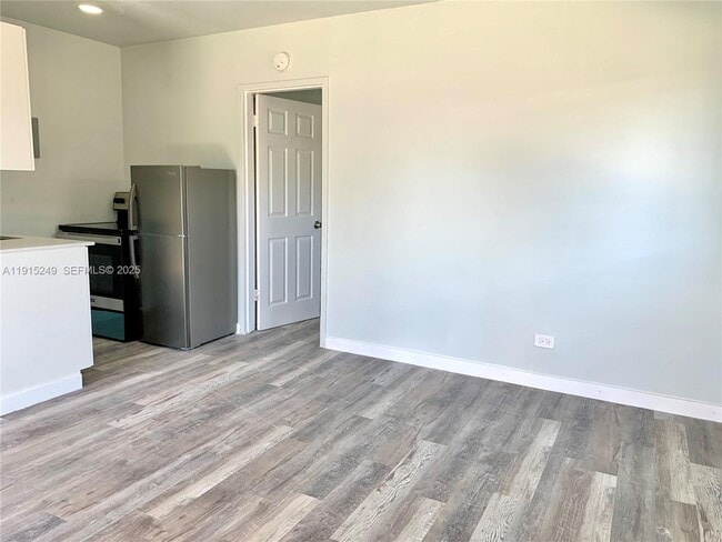 Foto del edificio - 2901 NW 18th St