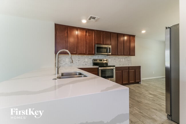 Building Photo - 12558 W Palmaire Ave