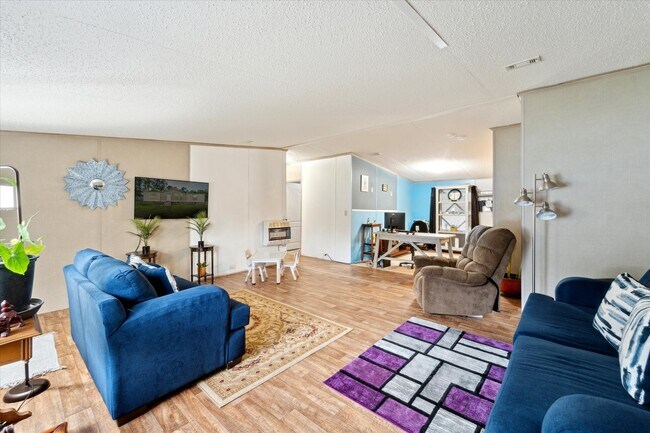 Foto del edificio - 151 Turning Point Ln