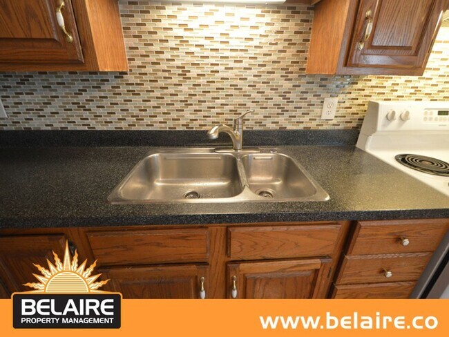 Foto del edificio - Belaire Model Unit