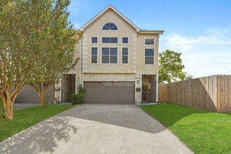 Building Photo - 5343 Kiam St