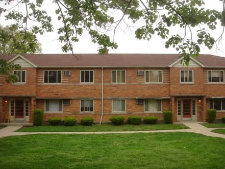 8 unidades – 2760 y 2762 - 2756-2766 W North Bend Rd