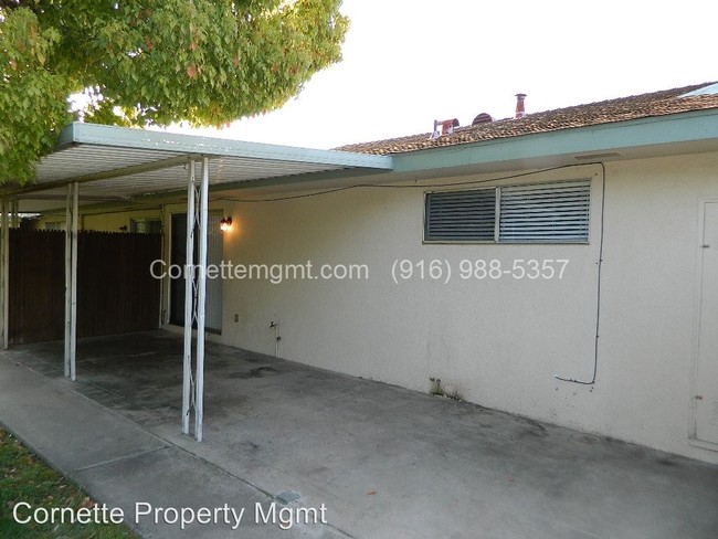 Building Photo - 6727-6727 Greenback Ln