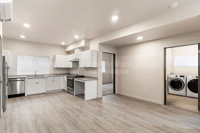 Foto del interior - Astor Community